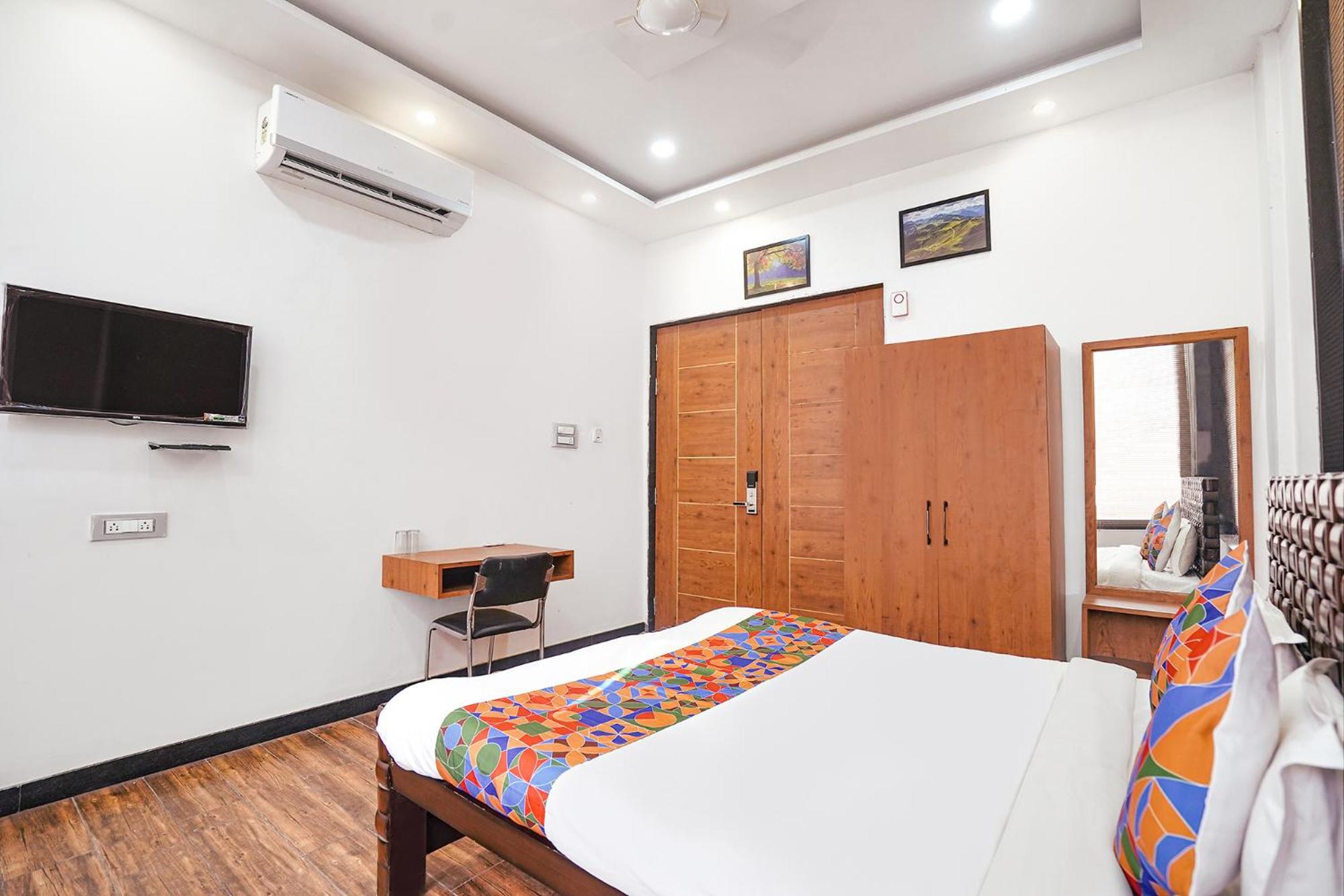 Fabhotel Villa De Benares Bagian luar foto