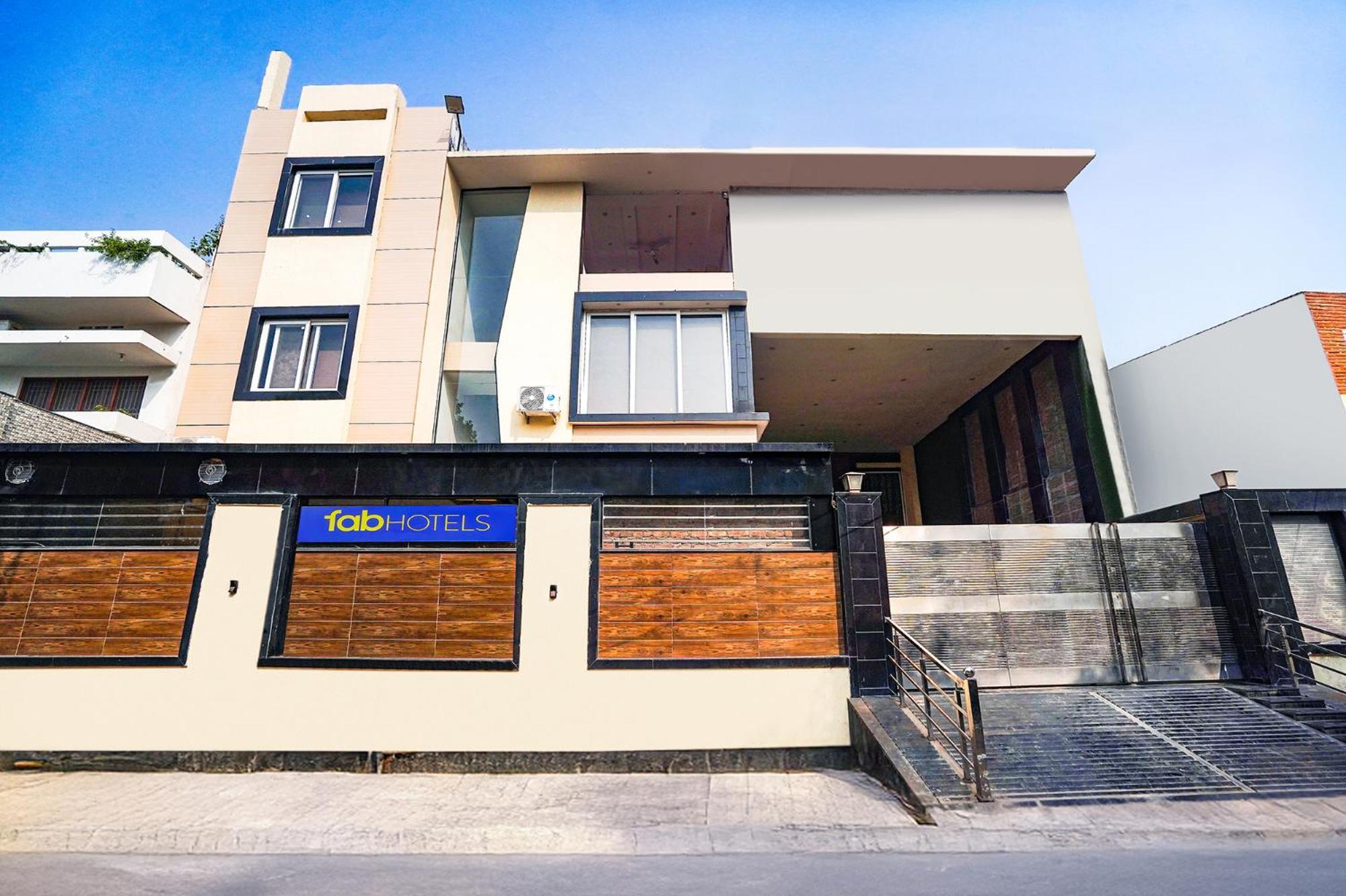 Fabhotel Villa De Benares Bagian luar foto