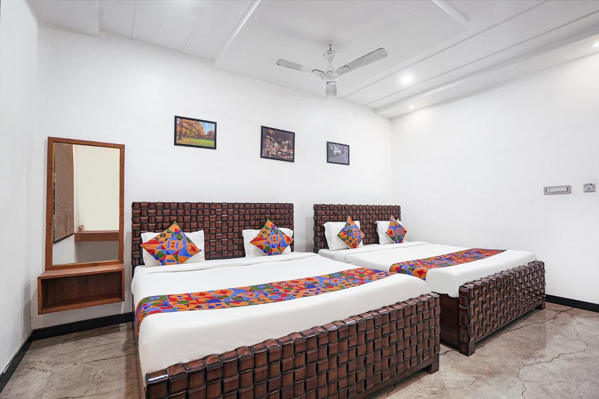 Fabhotel Villa De Benares Bagian luar foto