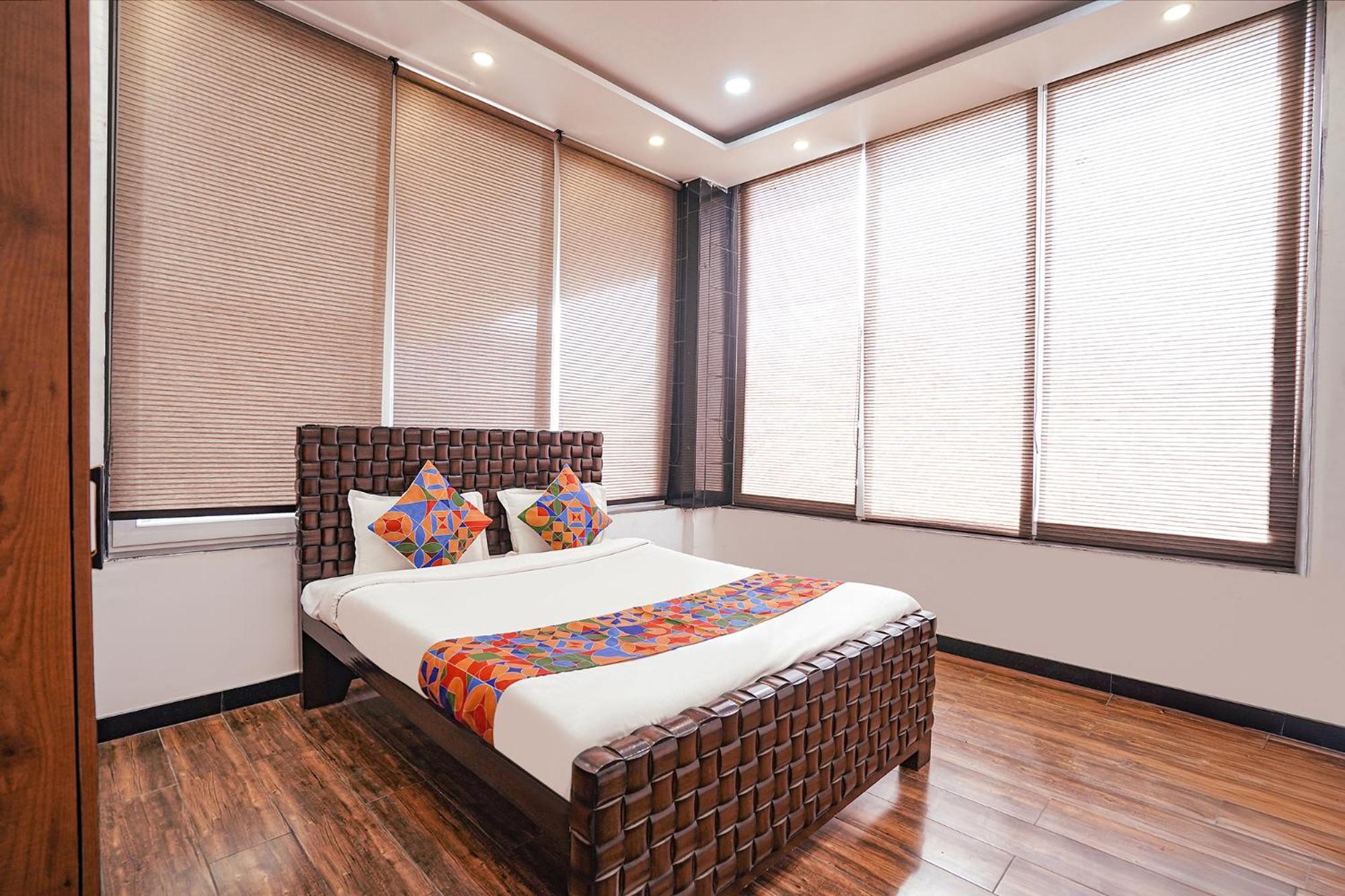 Fabhotel Villa De Benares Bagian luar foto