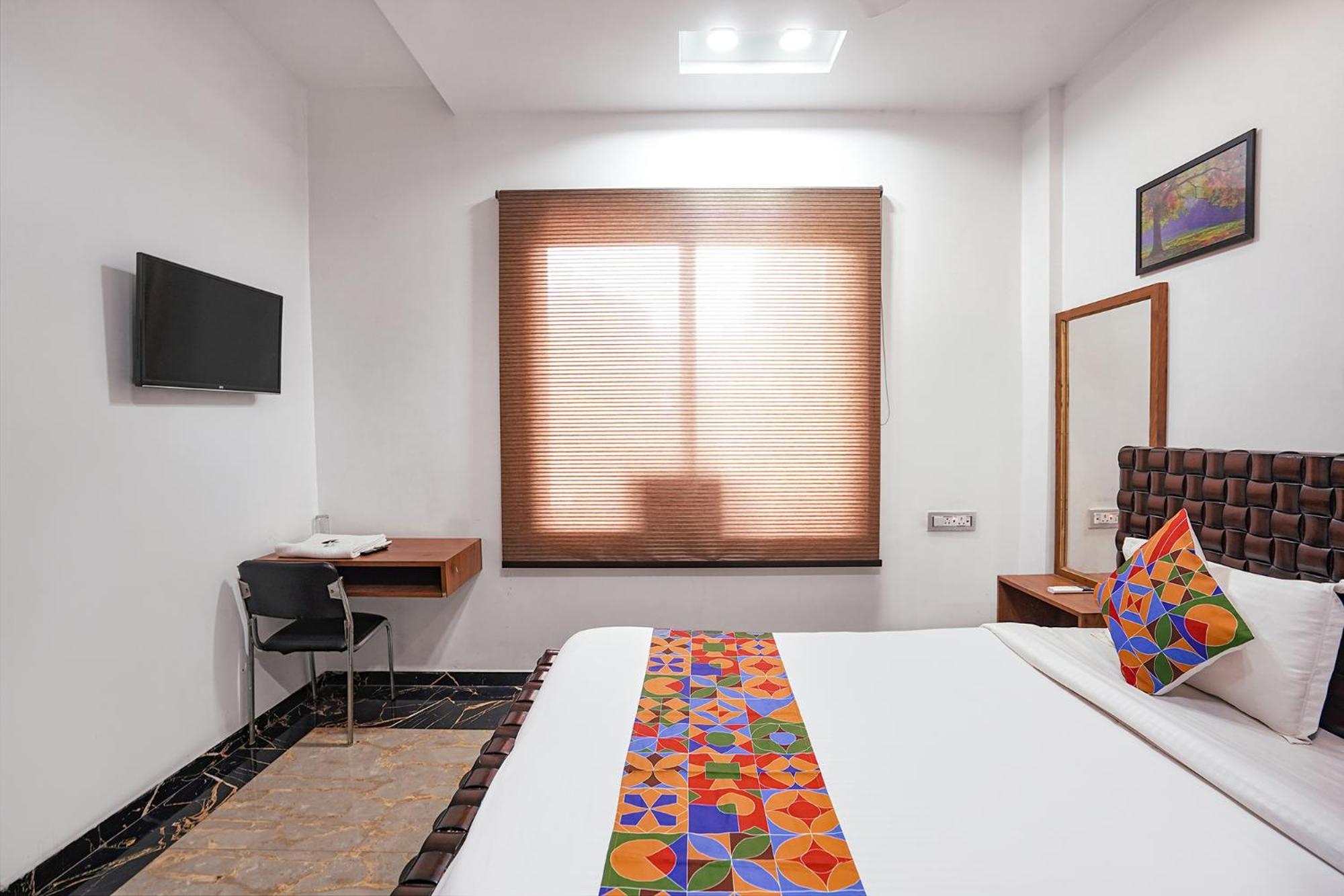 Fabhotel Villa De Benares Bagian luar foto
