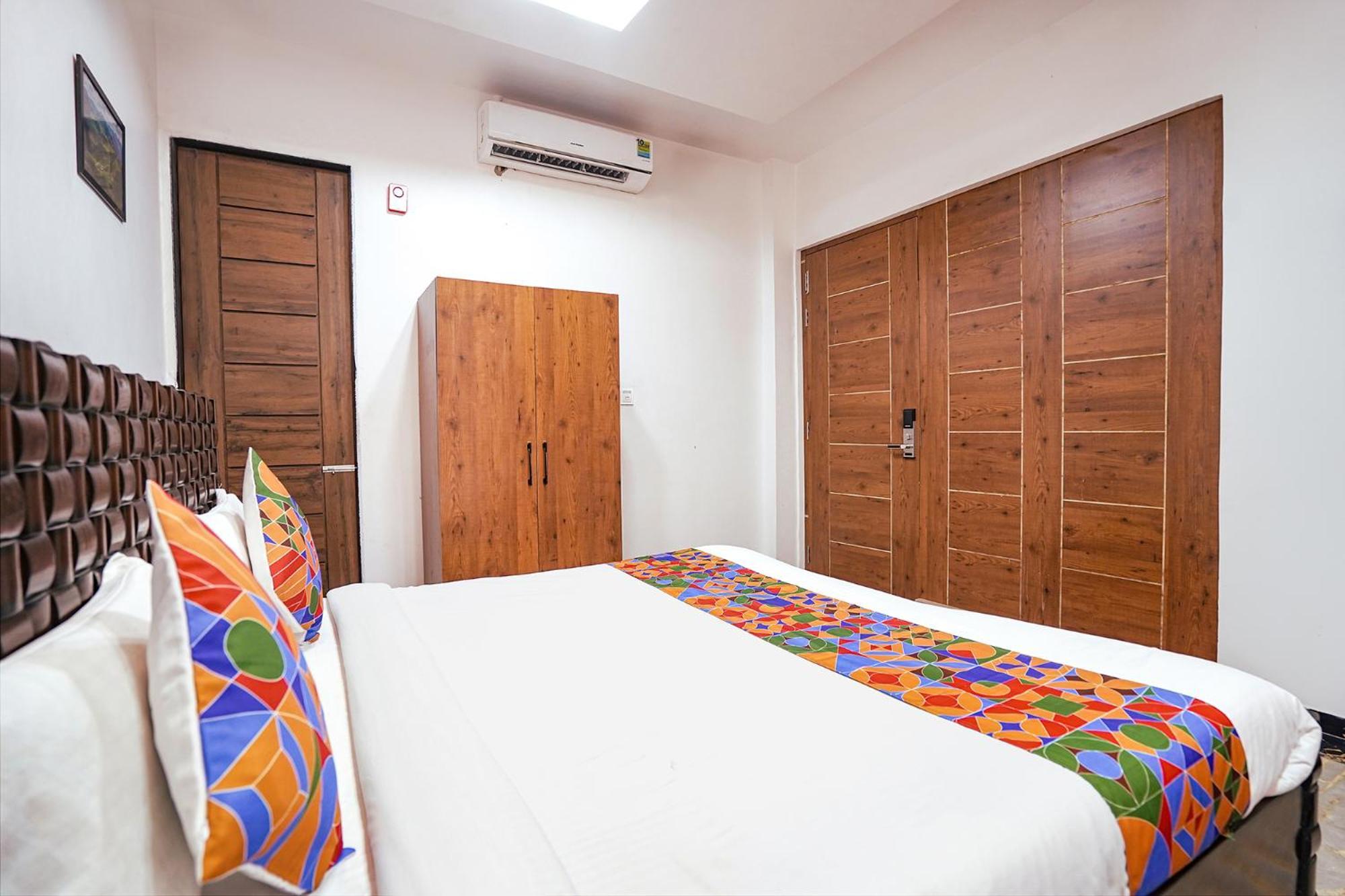 Fabhotel Villa De Benares Bagian luar foto